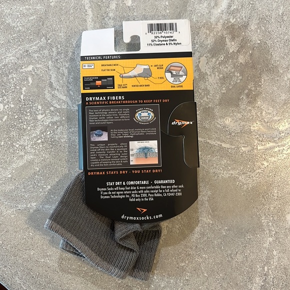 Drymax Running Socks Medium 1/4 Crew NWT - Picture 2 of 4